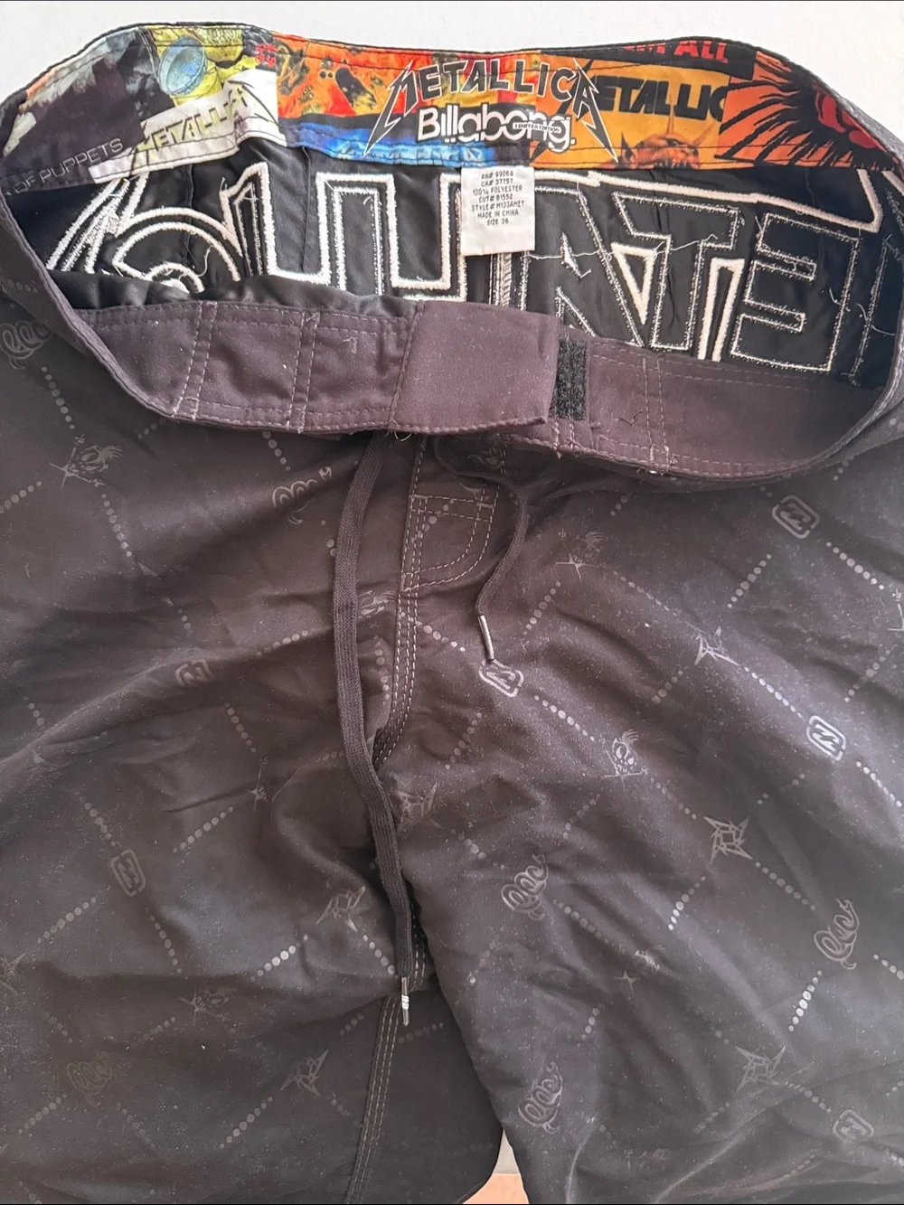 Billabong Black Cargo Pants with Colorful Metallica Graphic